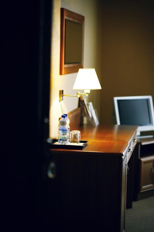 Hotel Zorza Namysłów Chambre photo